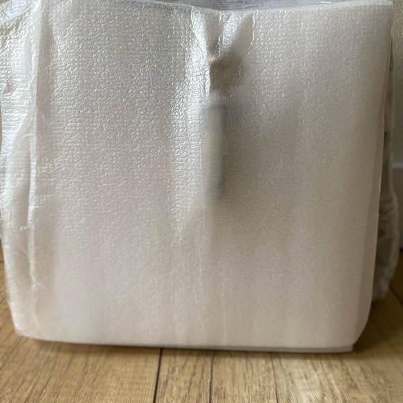 Kate Spade ♠️ Bucket Shoulder Bag & Crossbody - Picture 5 of 6